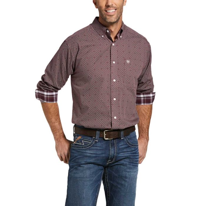 Ariat Men's Wrinkle Free Maddox Classic Fit Long Sleeve Shirt - Winetasting